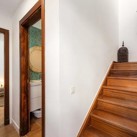 Casa de Férias Calma Pool Oasis & Volcano Views Bayside Teguise (Lanzarote)