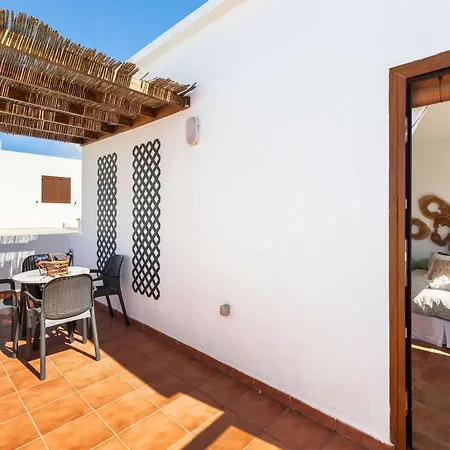 Calma Pool Oasis & Volcano Views Bayside 펜션 *