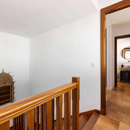 Calma Pool Oasis & Volcano Views Bayside 테기세