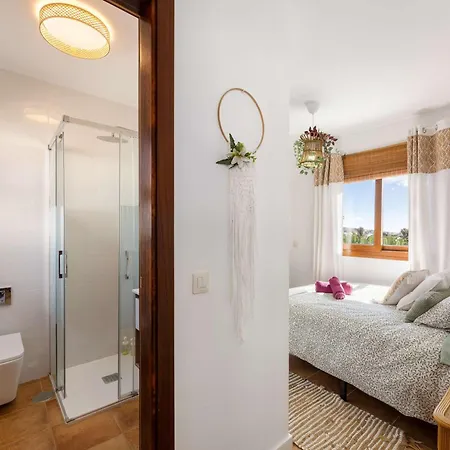 펜션 Calma Pool Oasis & Volcano Views Bayside 테기세