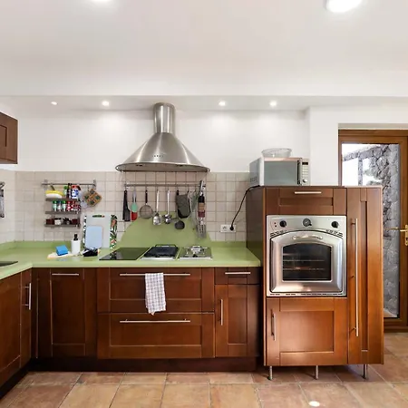 Calma Pool Oasis & Volcano Views Bayside *